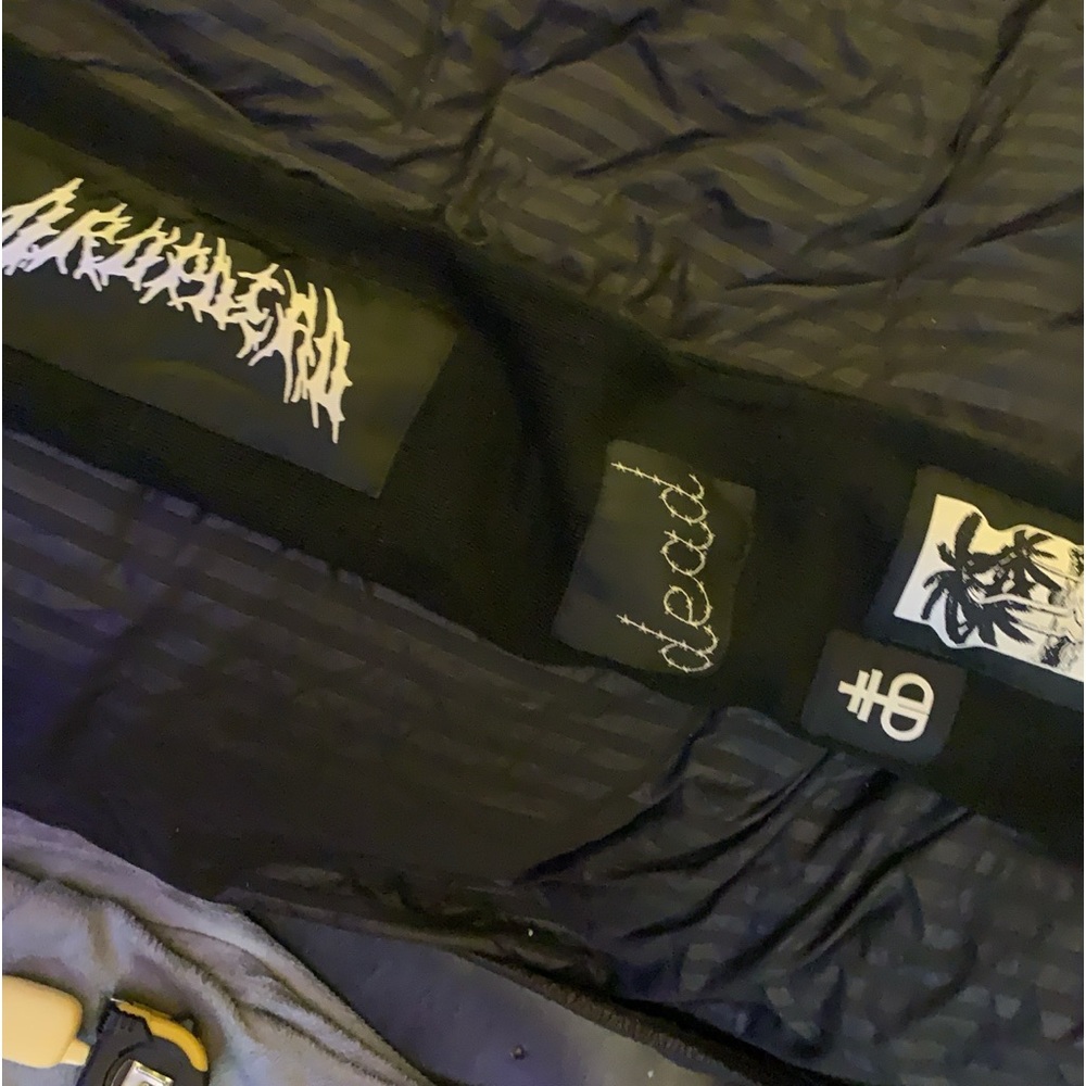 Drop Dead Scarf
